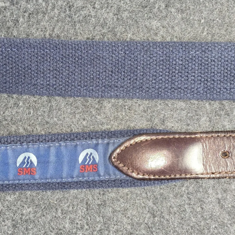 Vineyard Vines Belt Mens Size 30 Blue SMS Logo‎ Ribbon Leather Brass Buckle USA